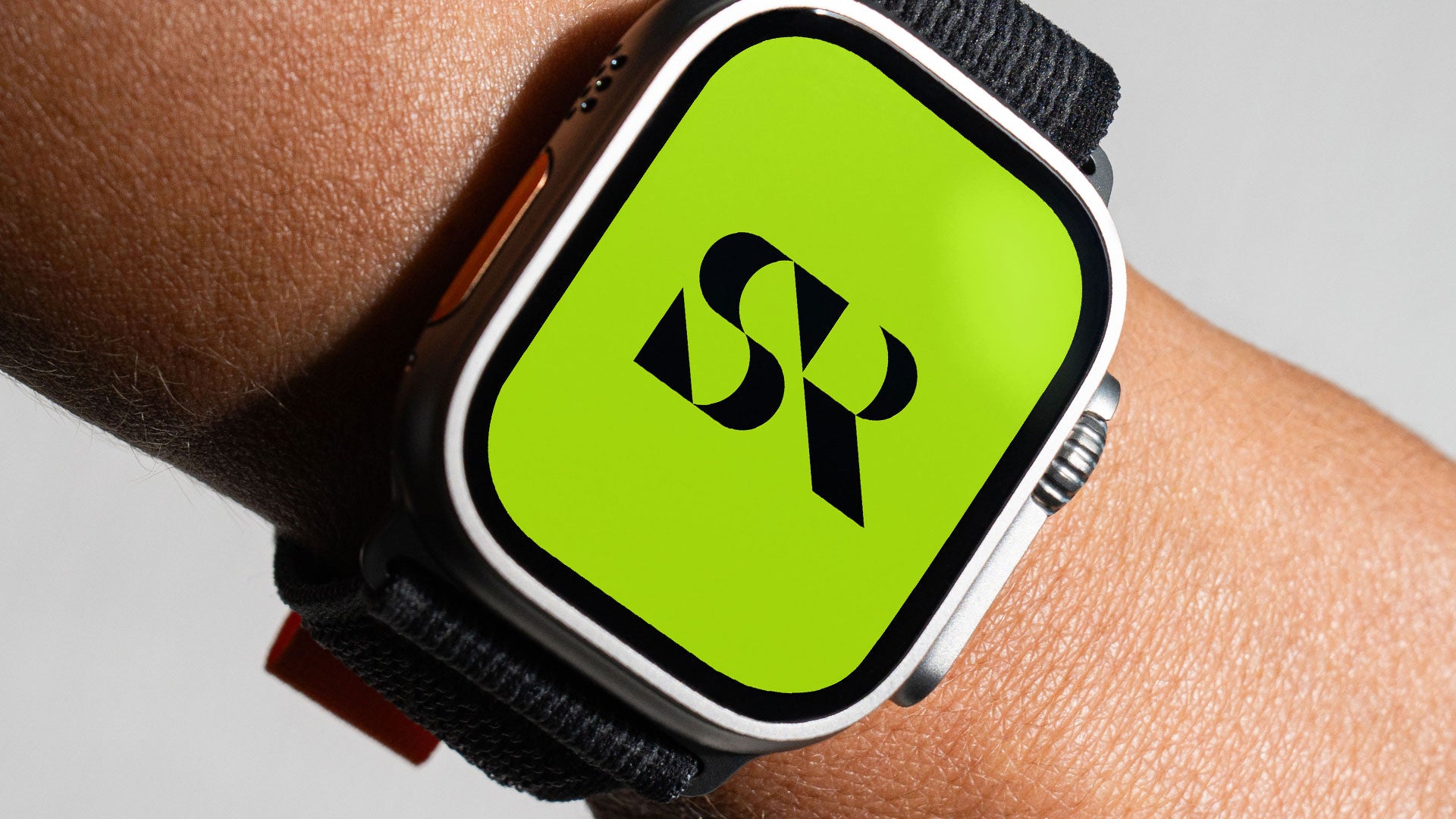 Logo designed with the letters S/R