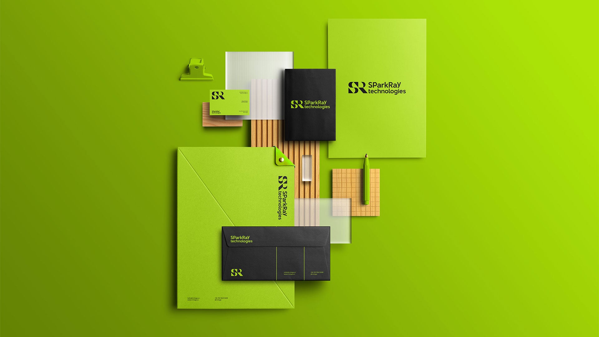 Logo designed with the letters S/R